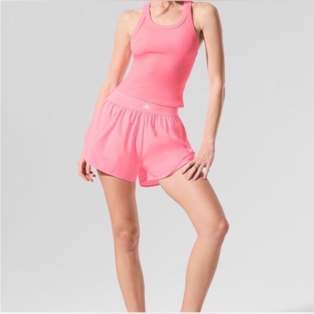 ALO Match Point Short Neon Bubblegum S - Picture 4 of 9